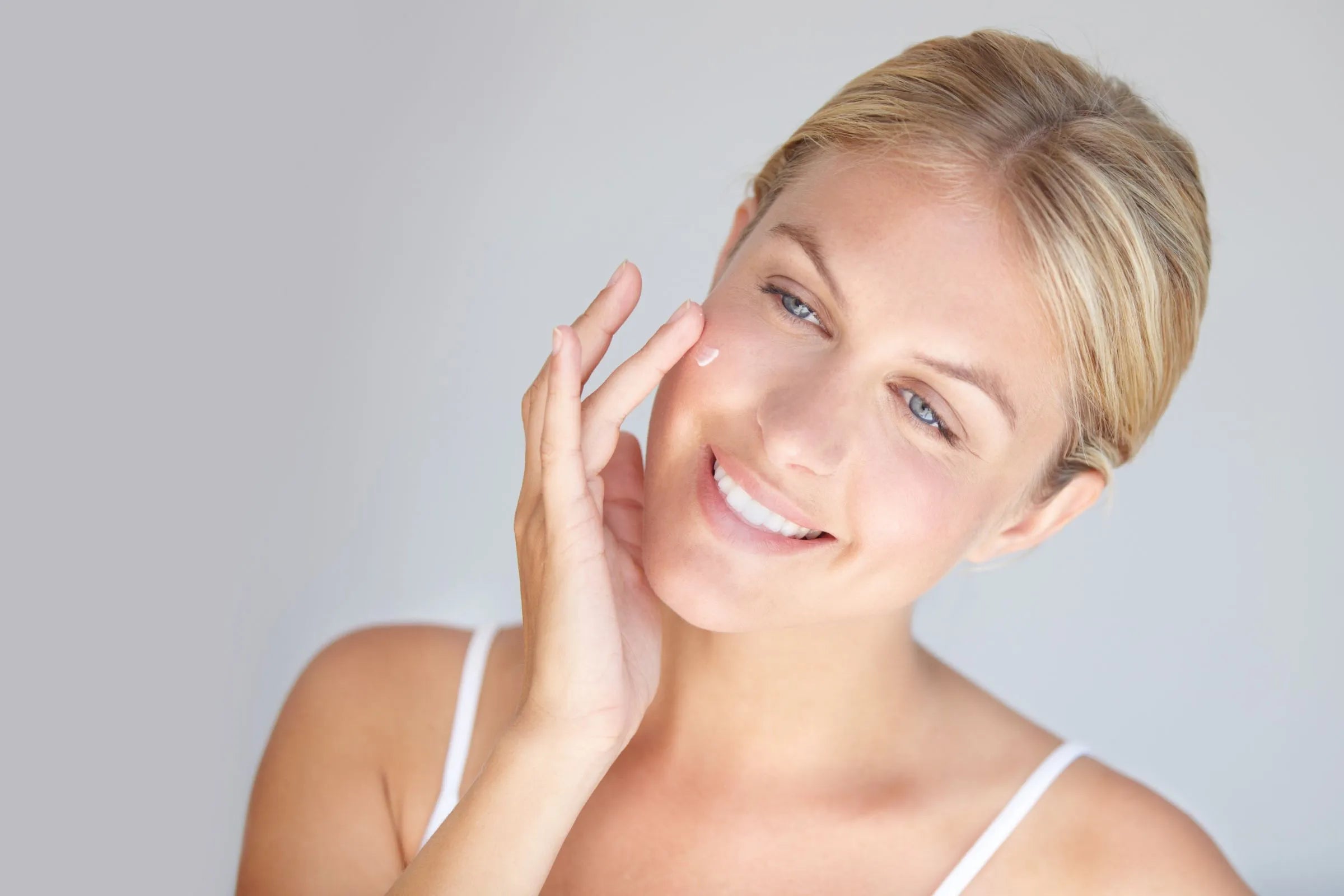 Cover_Photo_100_PURE_7_Skincare_Routine_Mistakes_That_Are_Making_Your_Pores_Bigger_And_How_to_Fix_Them