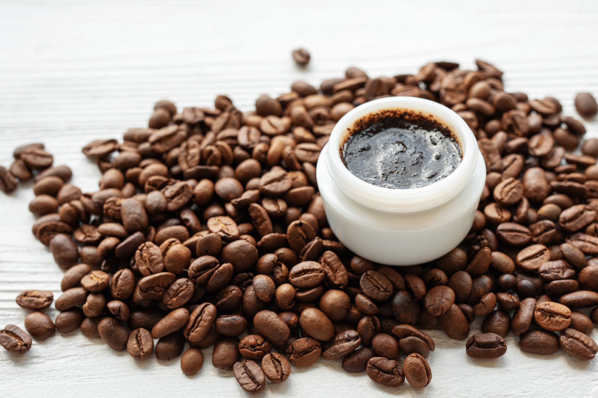 Cover_Photo_100_PURE_Does_Caffeine_Help_Dark_Circles