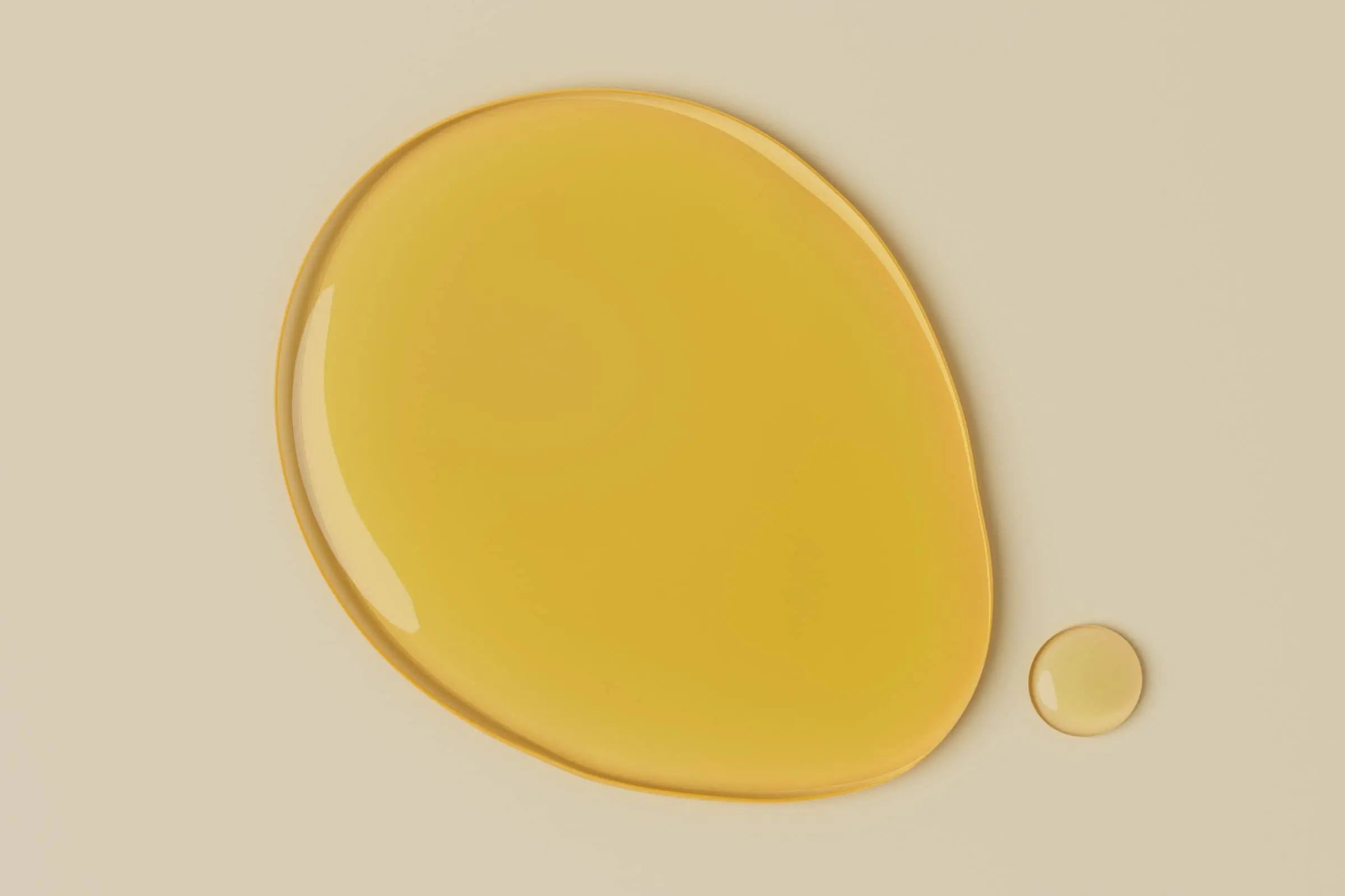 Why Retinol and Vitamin C are a Skincare Power Couple