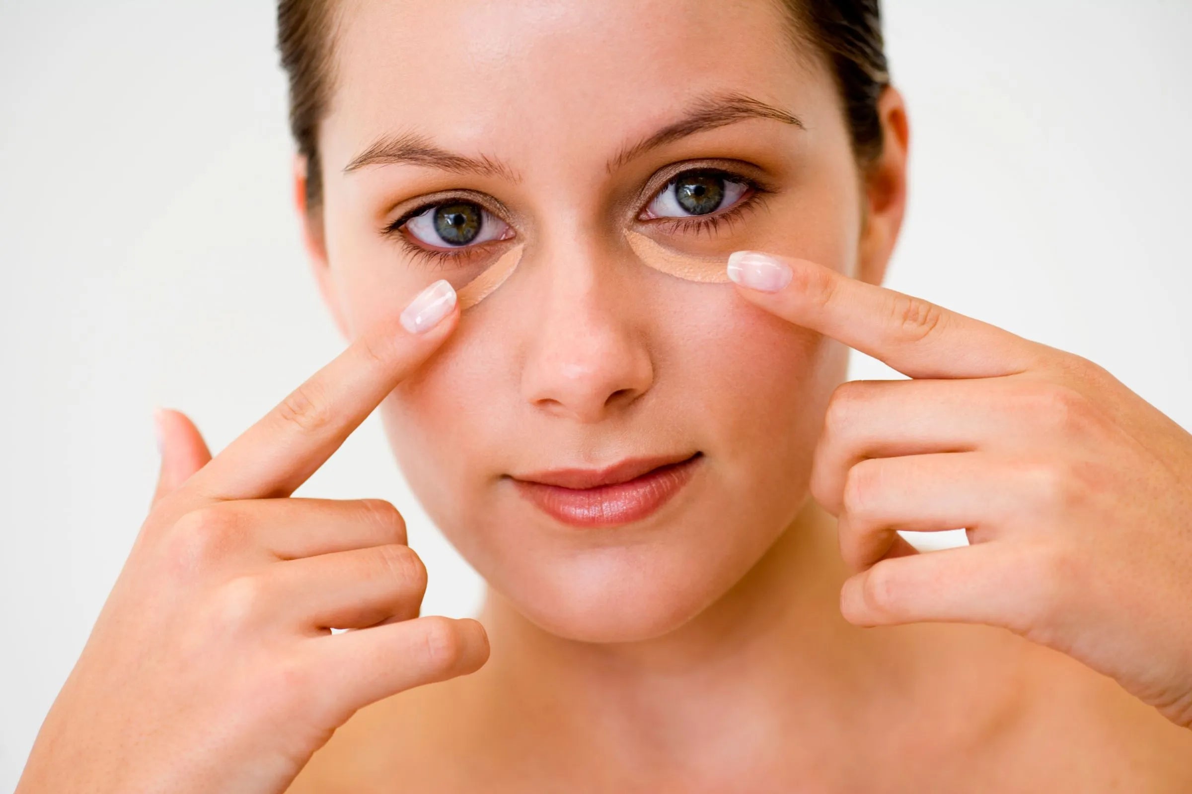 Cover_Photo_100_PURE_You_re_Using_Concealer_Wrong_Here_s_What_You_Should_Do_Instead