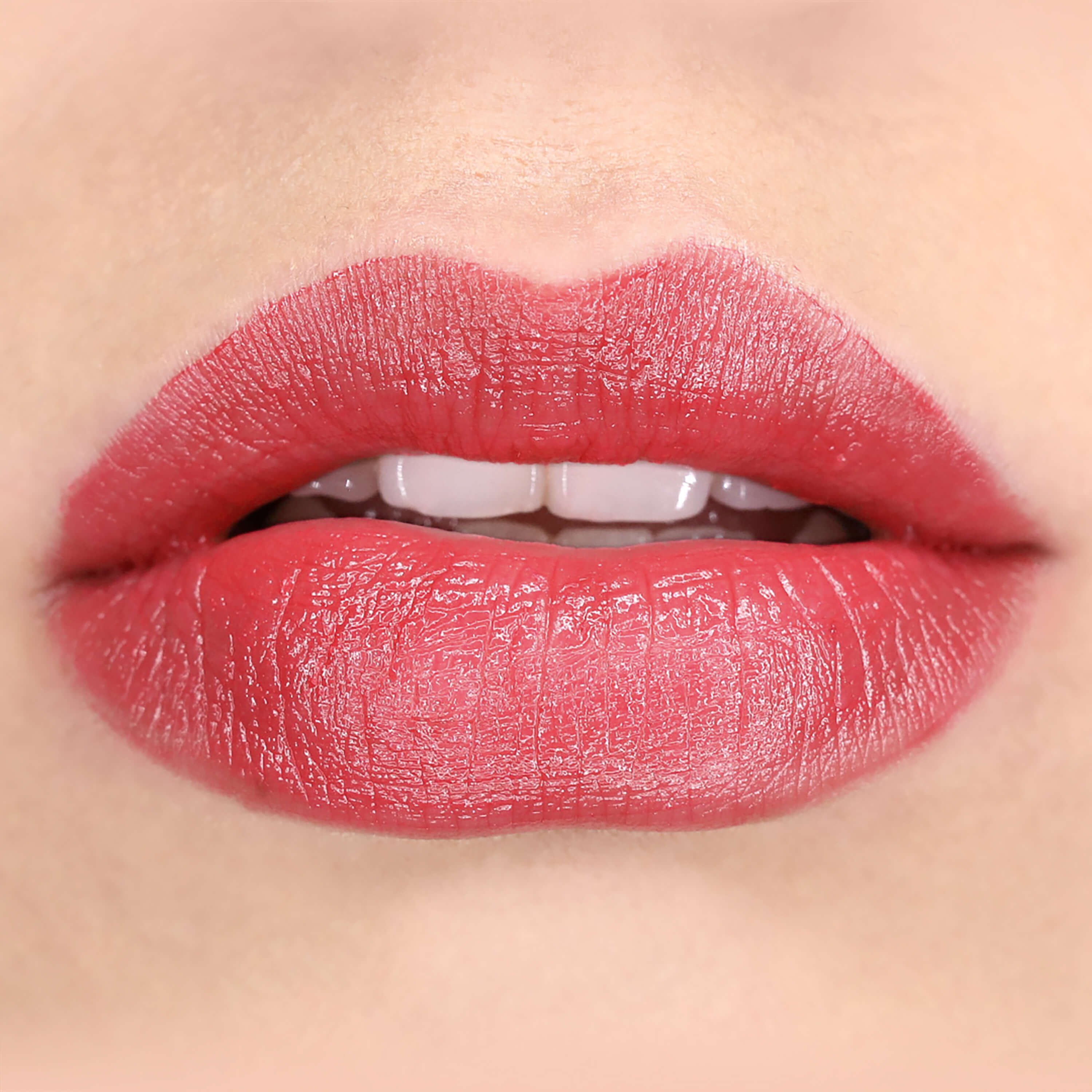 Cranberry tint_lips
