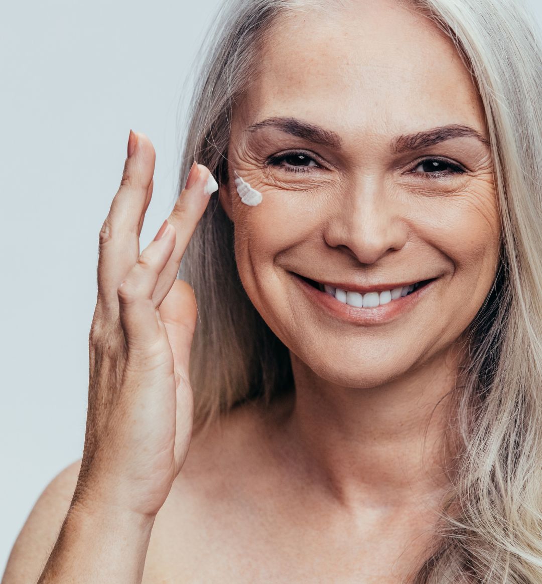 Older_women_skincare