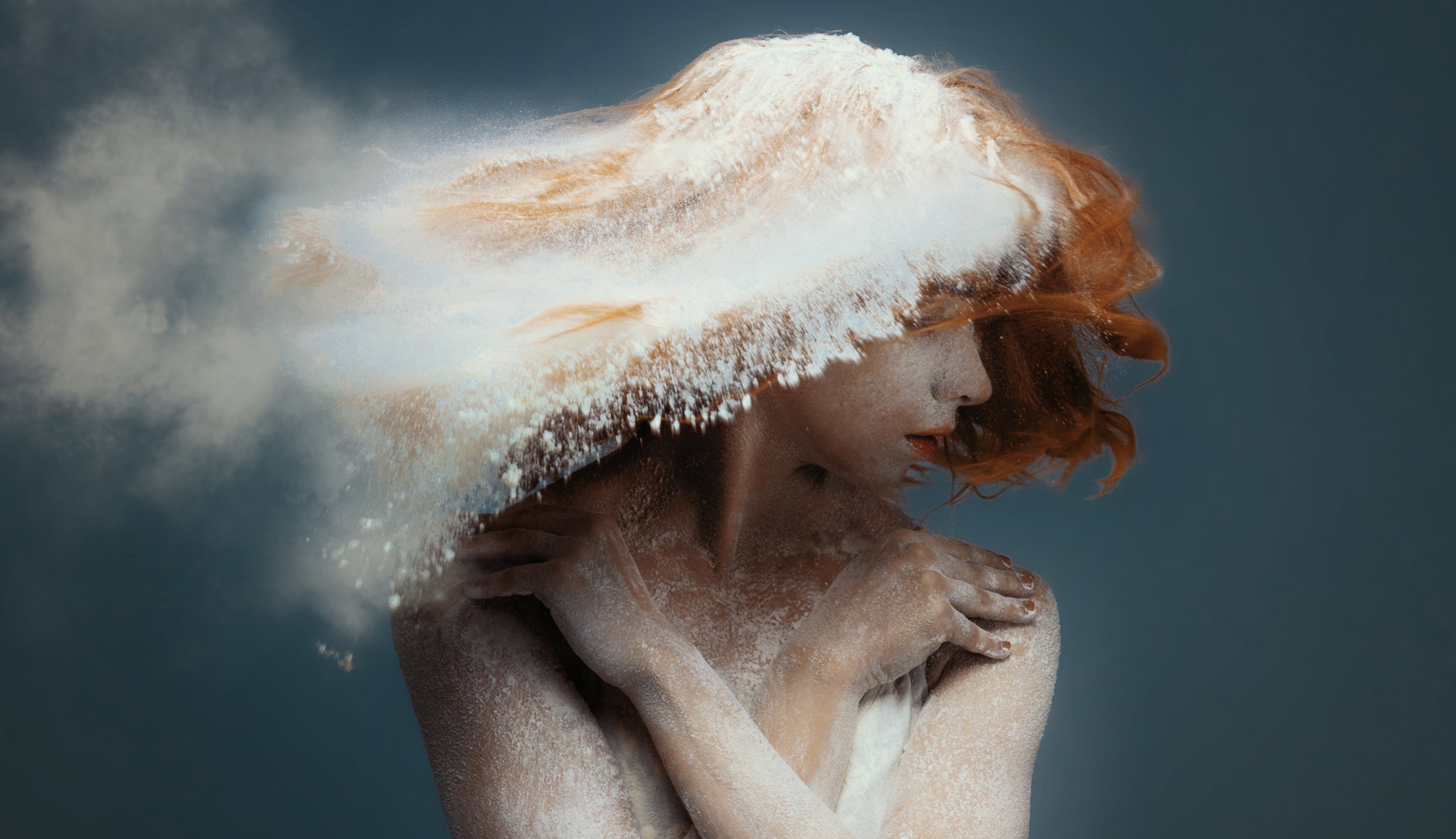 Powder-flying