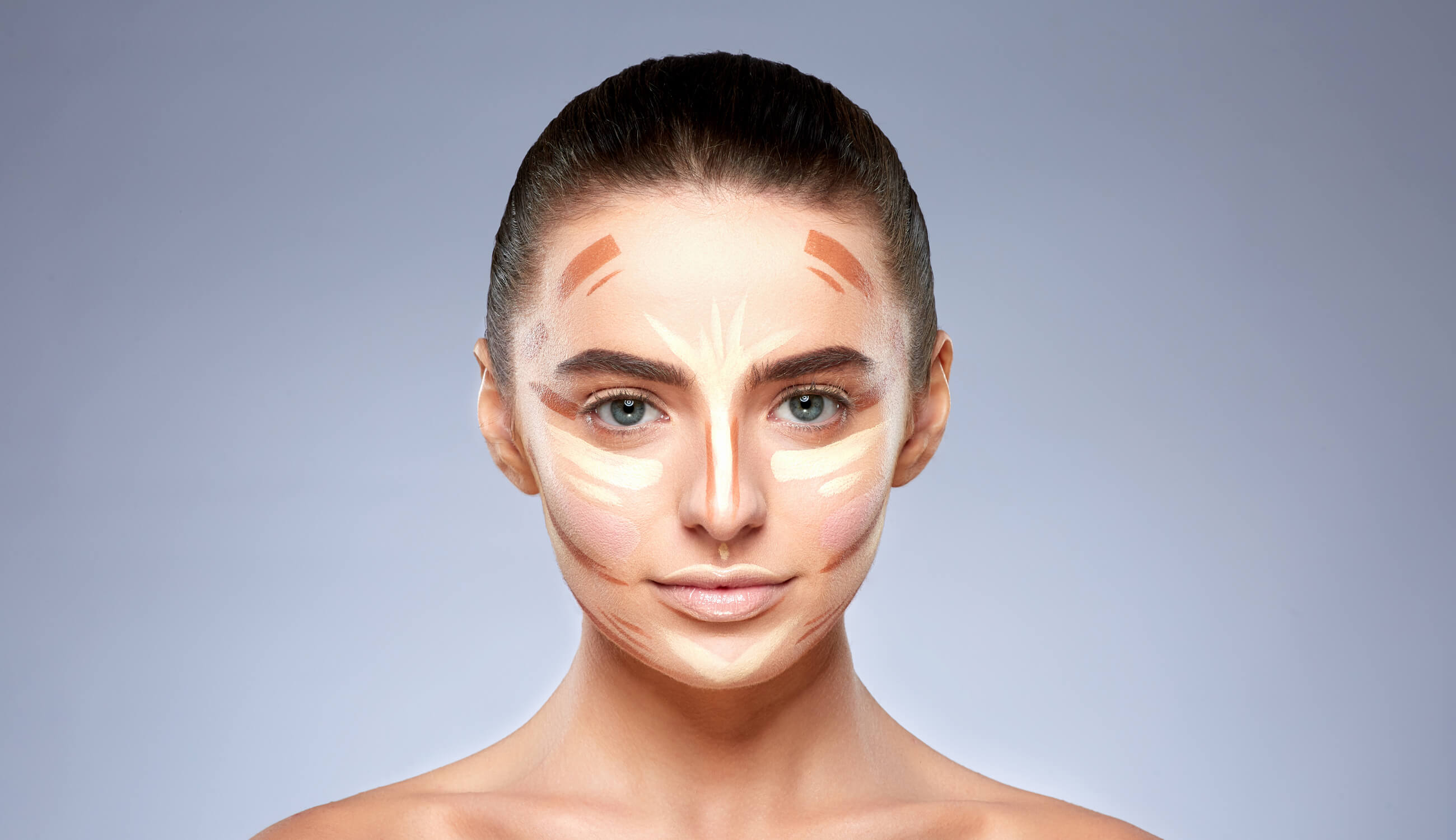 Contouring makeup for a round face 
