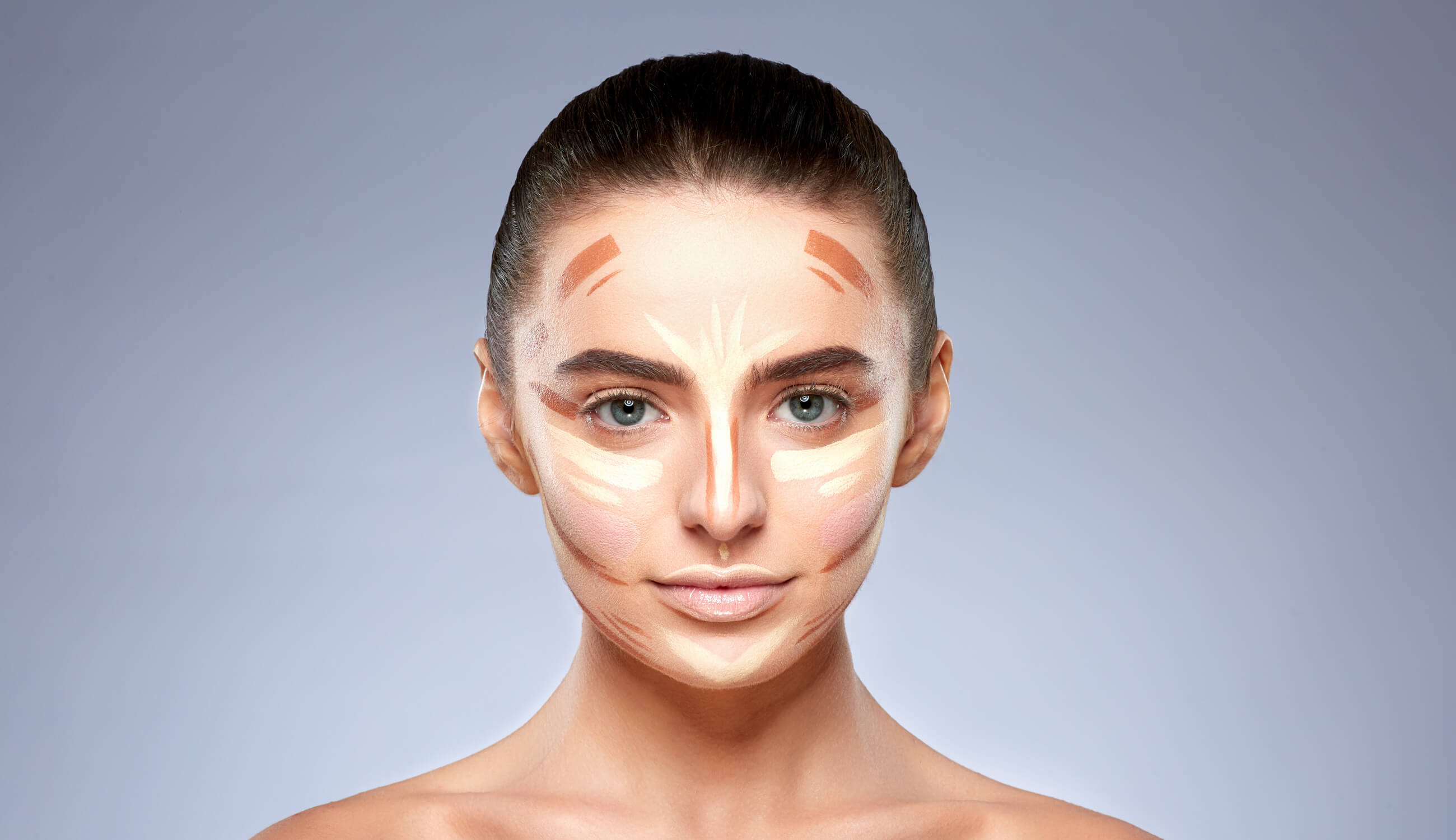 Contouring makeup for a round face