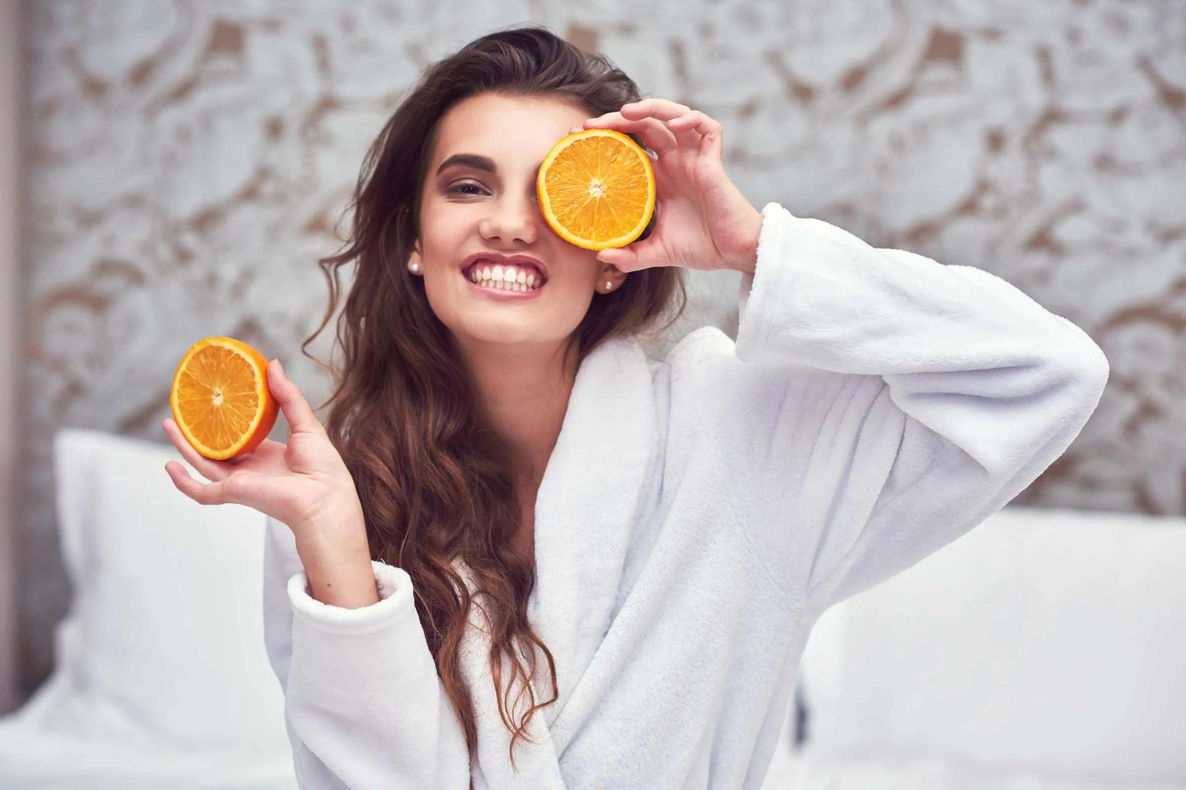 Vitamin_C_Serum_Benefits_Why_Your_Face_Needs_This_Powerhouse_Ingredient