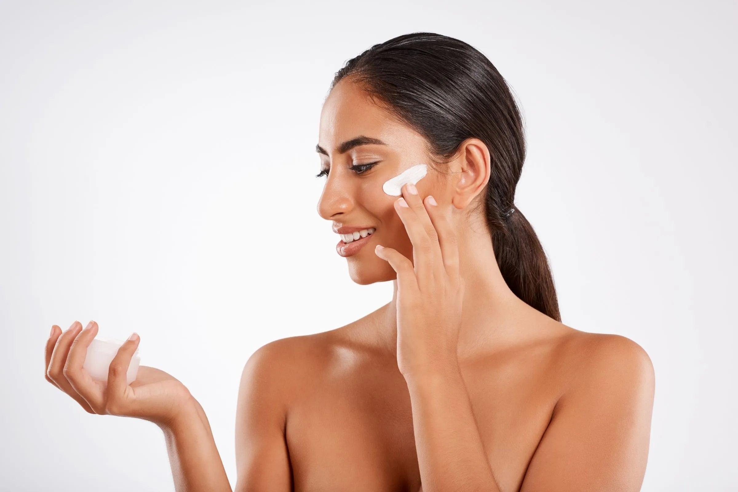 cover-photo-does-layering-skincare-even-work-or-are-you-just-wasting-product