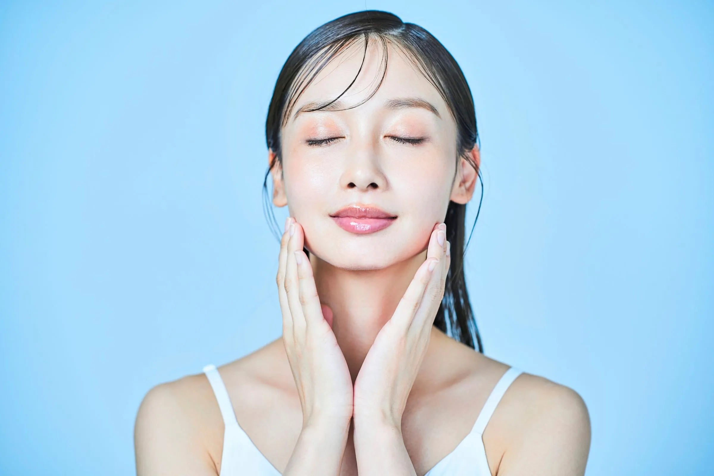 cover-photo-is-your-10-step-routine-destroying-your-skin-barrier