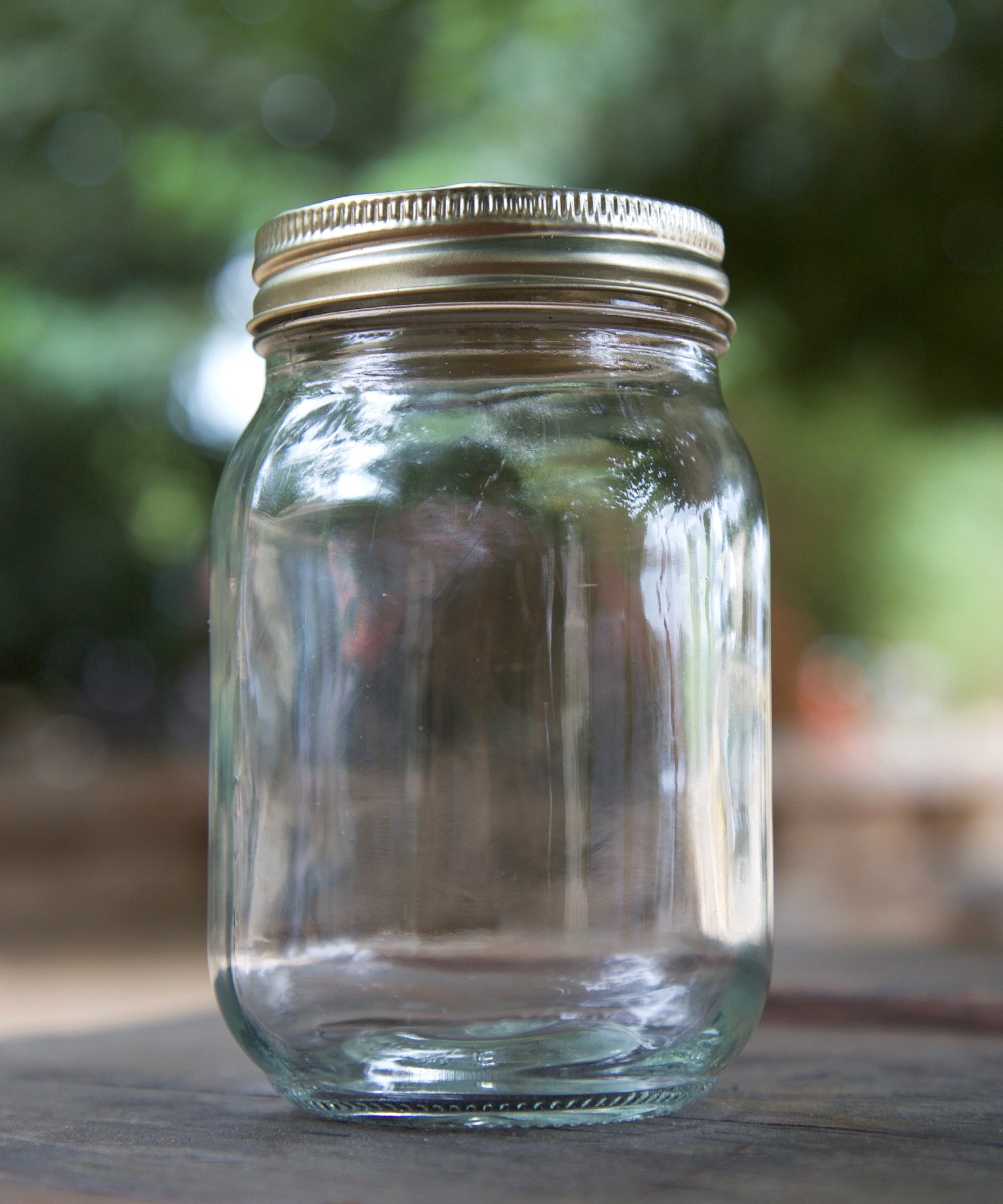 empty jar
