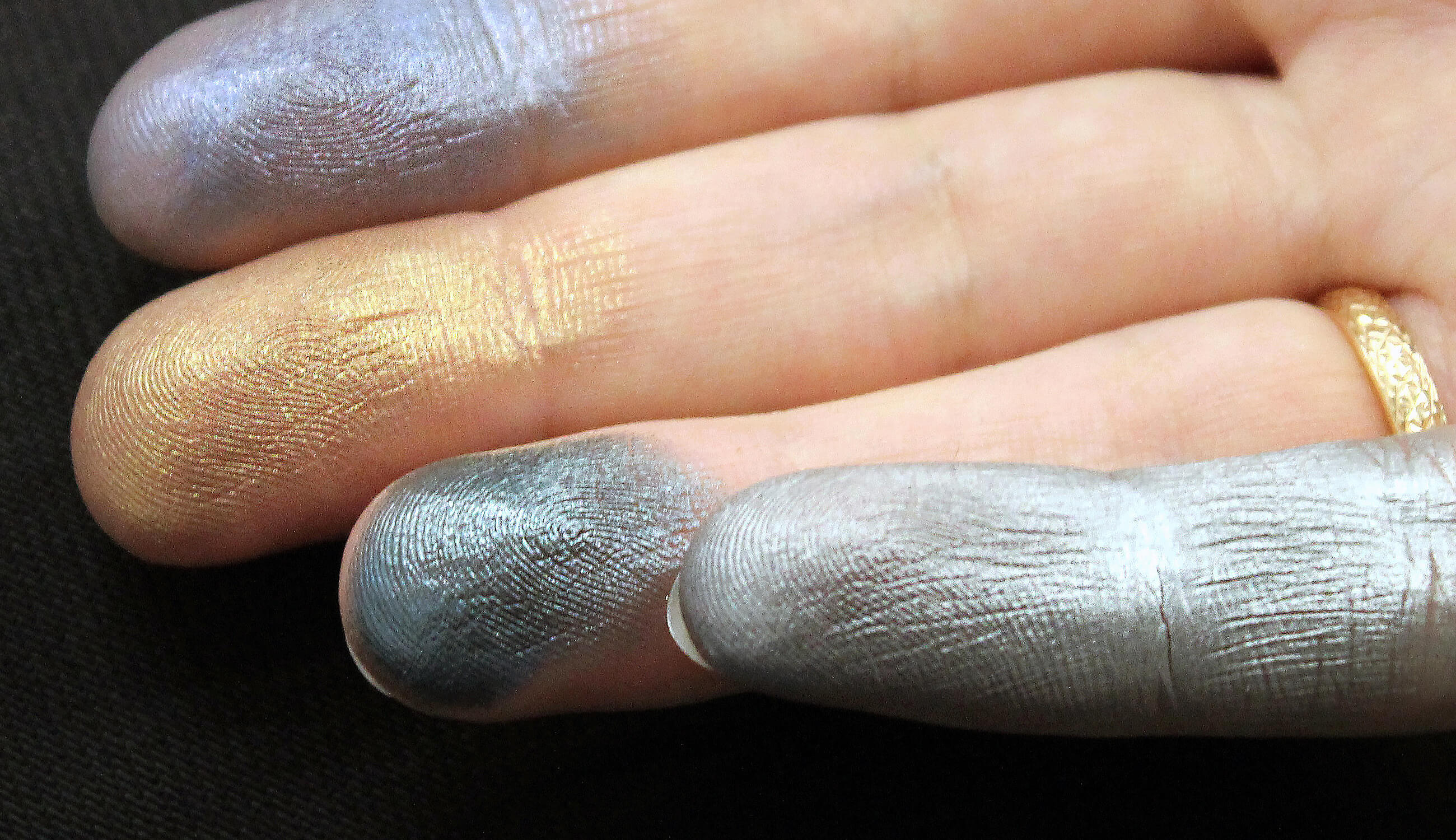 Finger Tip Shimmer