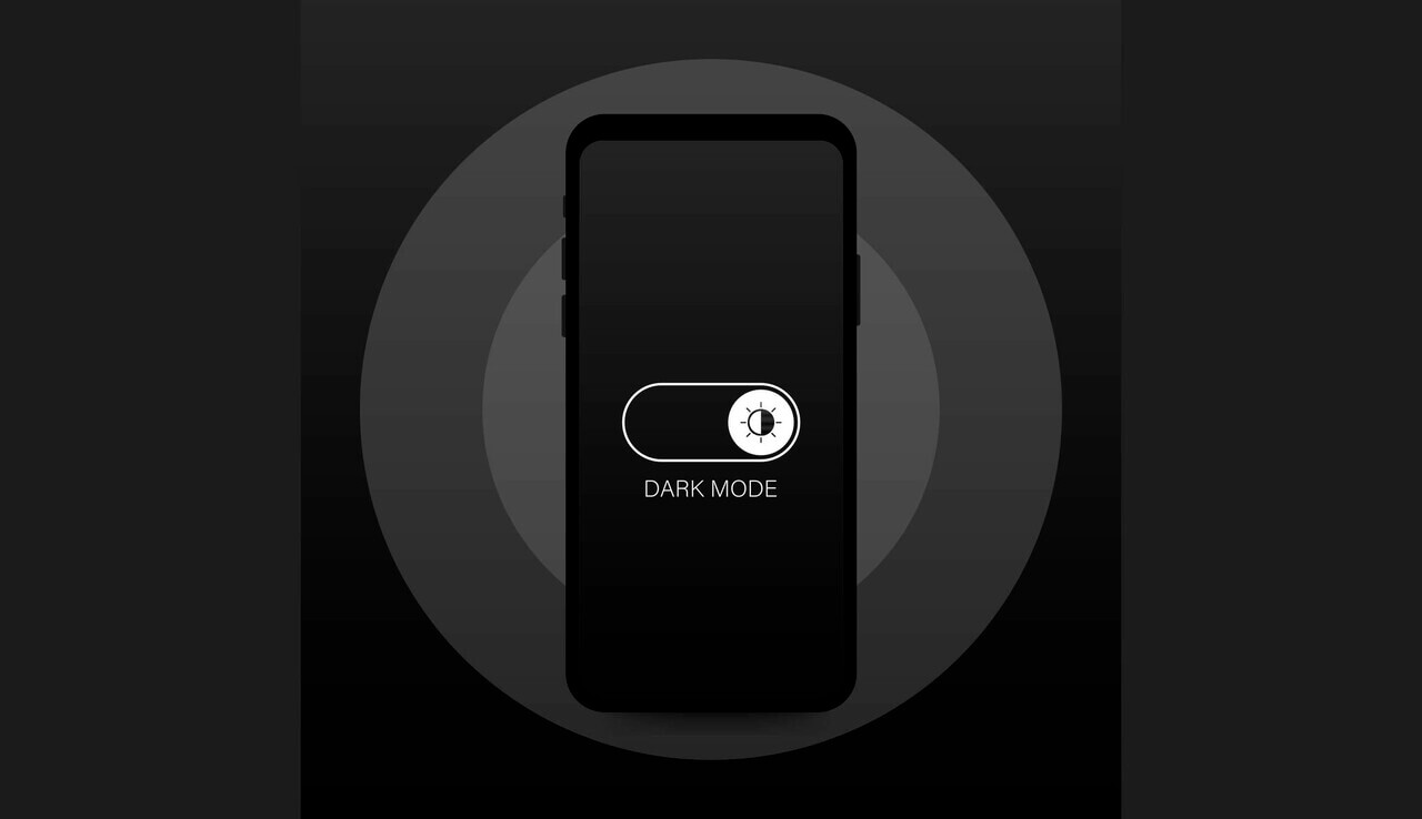 Phone switching to night mode.jpg
