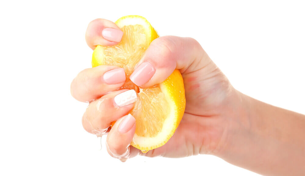 squeezing lemon.jpg