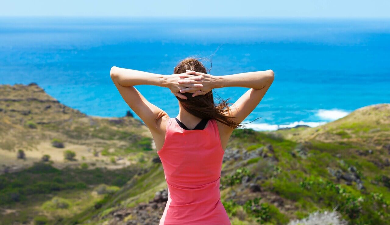 Woman looking over ocean.jpg