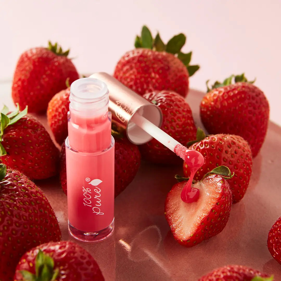 Strawberry_lip_gloss